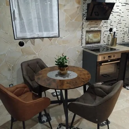 Drissia&othman Atipik Каркассон